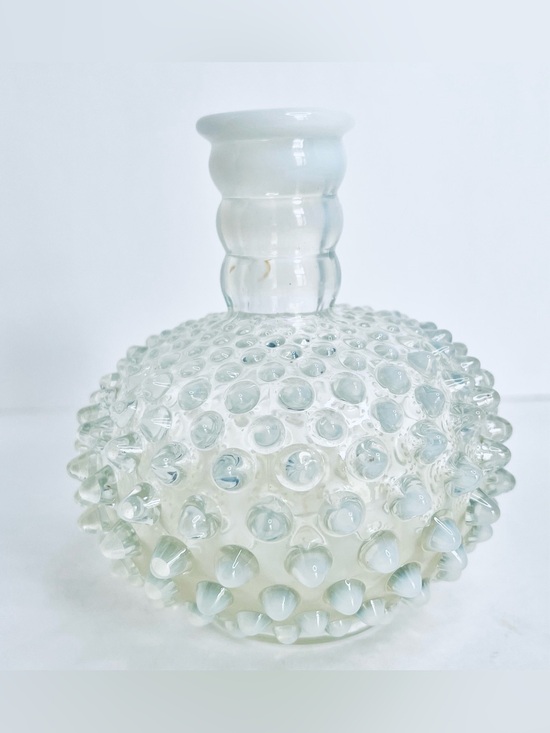 Anchor Hocking Other - Vintage Anchor Hocking Moonstone Hobnail Opalescent Glass Bud Vase
